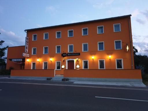 Hotel Naundorf - Housity