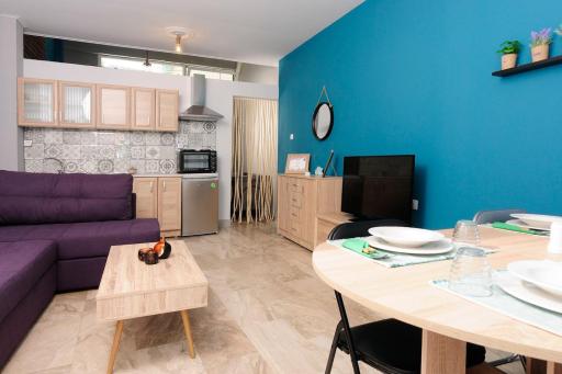 JOY'S HOME - Housity