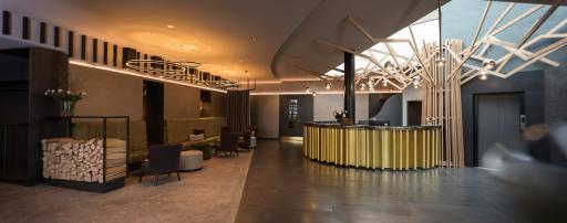Parkhotel Schmid - Housity