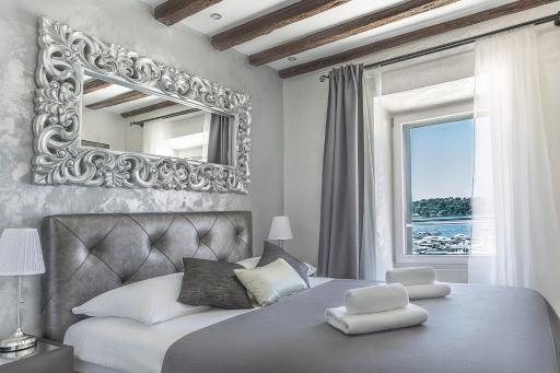 Royal View - Housity