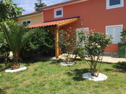 House Ema - Housity
