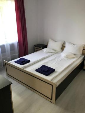 Town Centre Flat - Housity