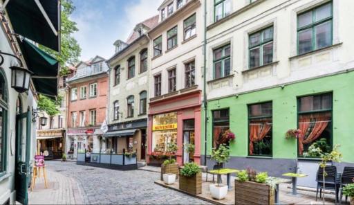 Doma square apartment 2, in the heart of Old town - Housity