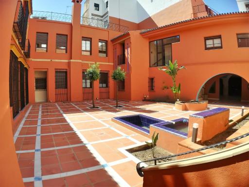 Apartamento Isbilya-centrico en Antigua Casa Palacio - Housity