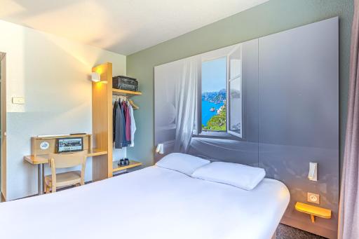 B&B HOTEL Salon de Provence - Housity