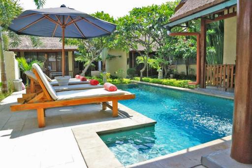 Jo Je Bungalows and Beach Bar - Housity