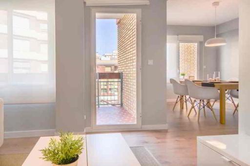 Apartamento moderno en pleno centro de Castellón. - Housity