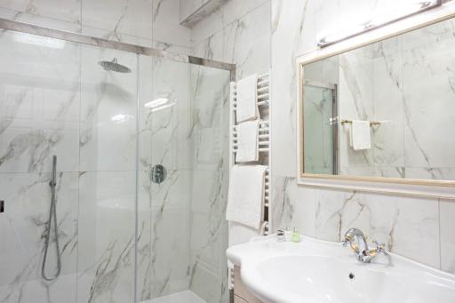 Lion Relais de Charme Verona - Housity