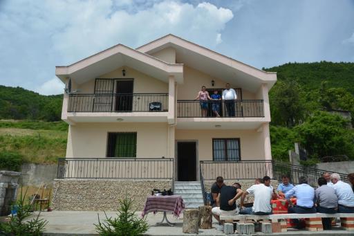 Bujtina Merturi - Housity
