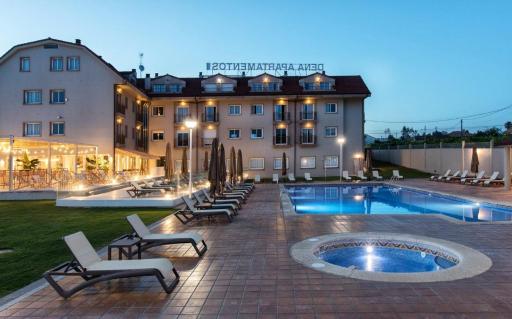 Apartamentos Dena - Housity