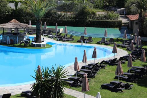 Pegasus Hotel - Housity