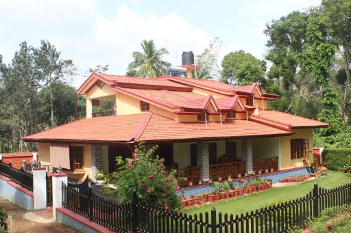 Whistling Woods Farm Stay - Housity
