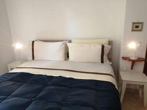 VIKY HOUSE - Housity