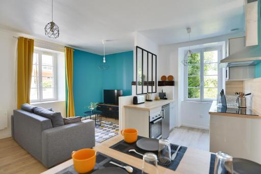 DelaLauret Apartment _ Saint-Nicolas-de-Redon - Housity