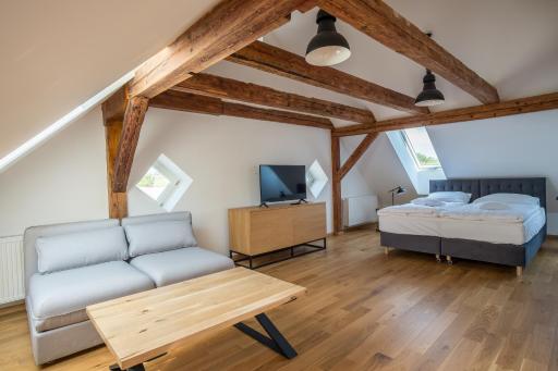 Oficyna Krobielowice - Housity