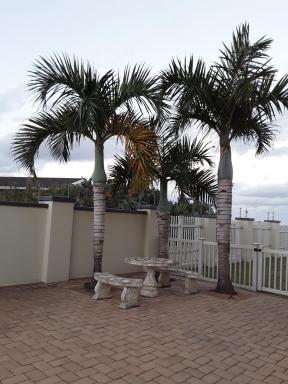 12 Uvongo Breeze - Housity