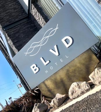 Boulevard Hotel - Housity