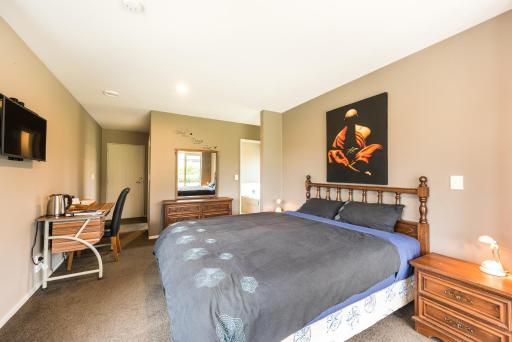 Rolleston Paradise-Master Bedroom with Ensuite Only - Housity