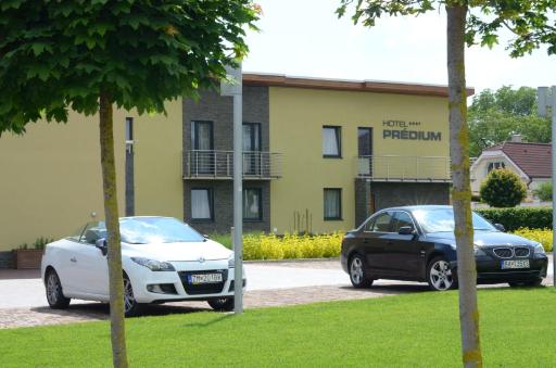 Hotel Predium - Housity
