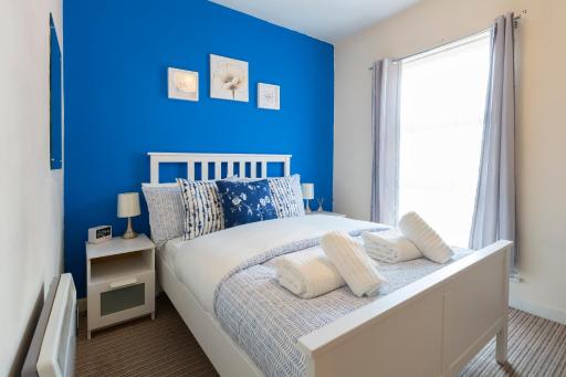 The Point Apartment, Leeds City Center - Housity