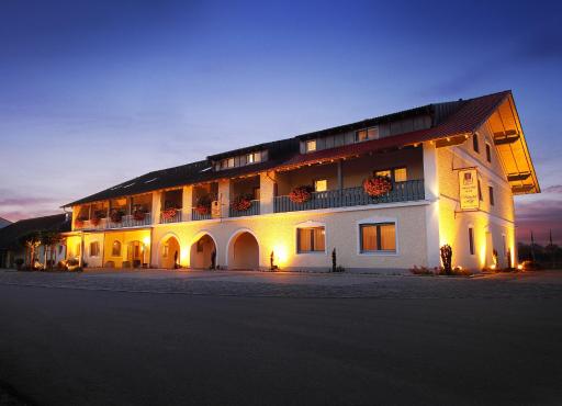 Vilstaler Hof Landgasthof & Hotel - Housity