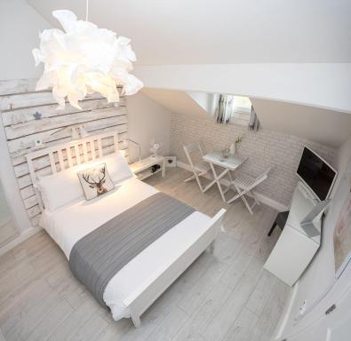 James' Place at Dowlais - Housity