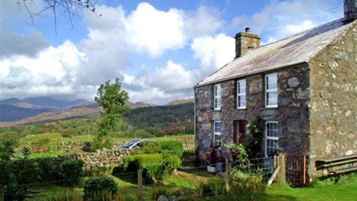 Dinas Cottage - Housity