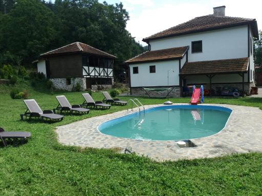 Velinata kshcha - Housity