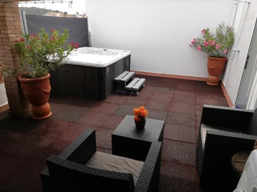 Nueva suite jacuzzi relax beach & mountain - Housity