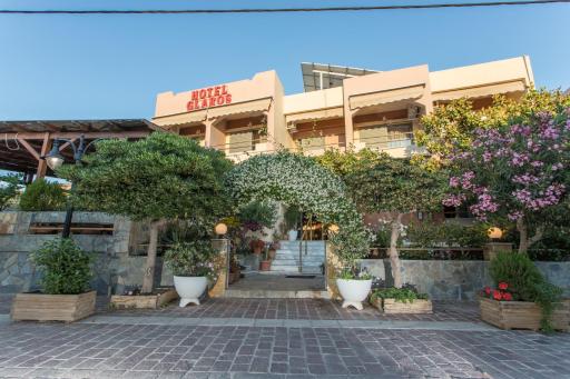 Glaros Hotel - Housity