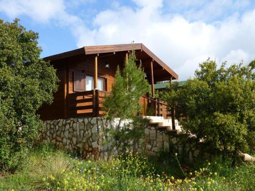 Mountain Breeze Lodge & Resort - Housity