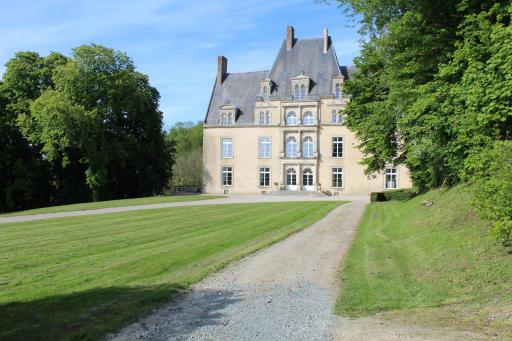 Chateau de la Lucazière - Housity