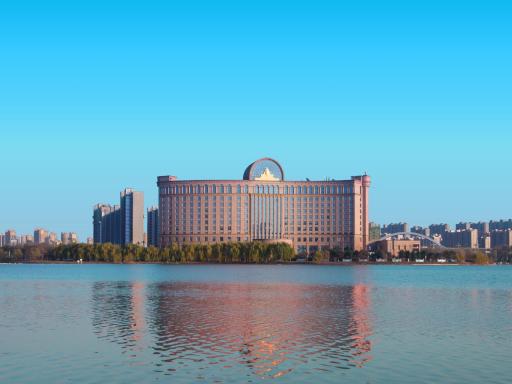 Grand Metropark Guofeng Hotel, Tangshan - Housity