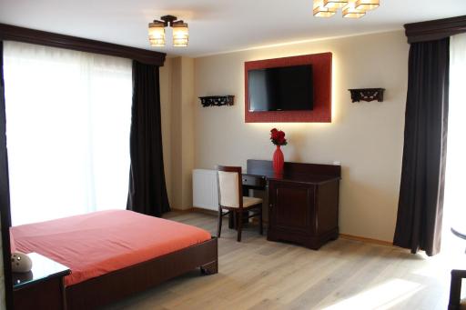 Pensiunea Junior - Housity