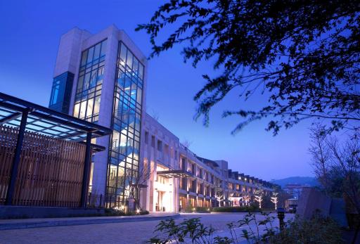 Lakeshore Hotel Hsinchu - Housity
