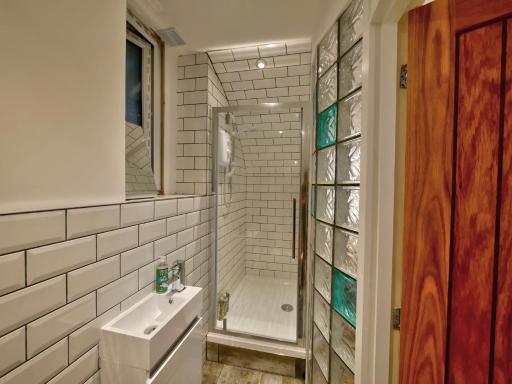Pell Dell Apartment - Housity