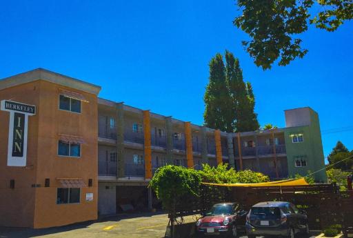 Berkeley Inn - Housity