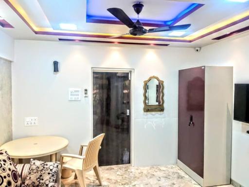 Cozy Furnished Apartment One Block From The Ocean - Housity