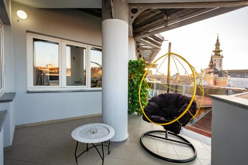 Urban Chic - Housity