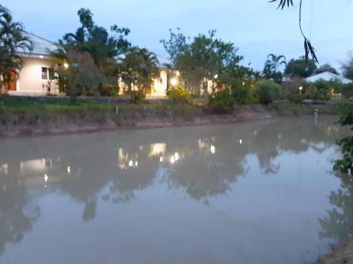 Paradise Resort at Lamphun - Housity