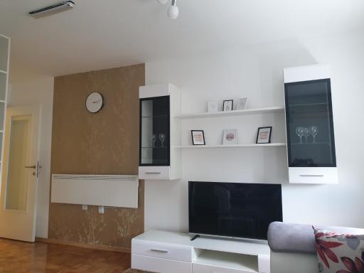 Elena apartman - Housity