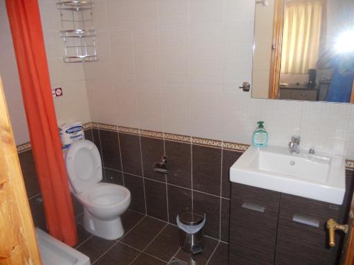 Nadia Apartments - Housity