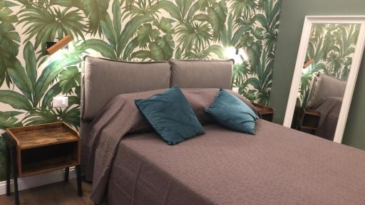 Jungle suite mood behind Piazza Signoria - Housity