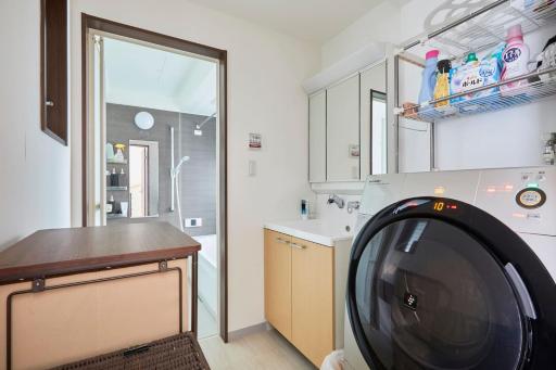 Hotel EL Shinjuku 1 free parking - Housity