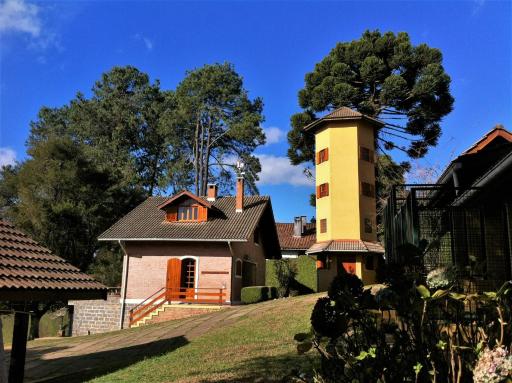 A CASA DA TORRE AMARELA - Housity