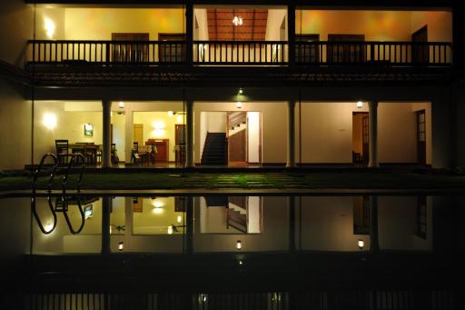 The Villa Romantica - Housity