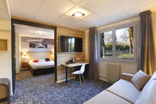 Logis Relais Des Puys - Housity