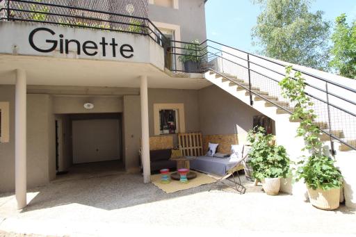 GITE chez Ginette 3 étoile 8 Personnes - Housity