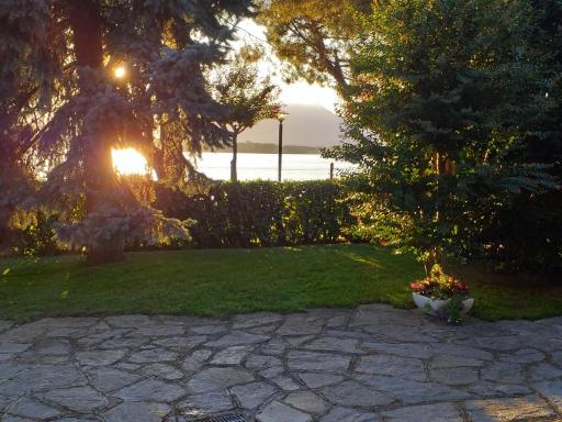 Alla Ghigliotta - Housity