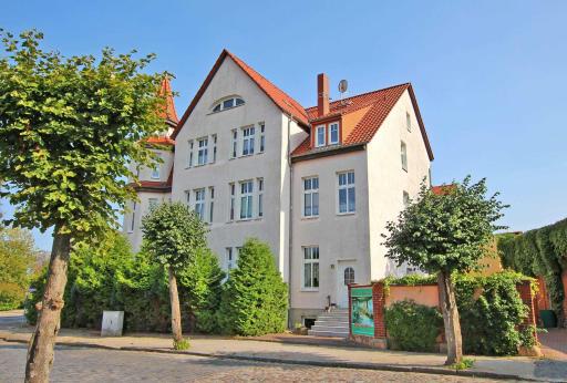 Ferienwohnungen Neustrelitz SEE 93 - Housity